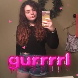 Meet your Posher, Hannah